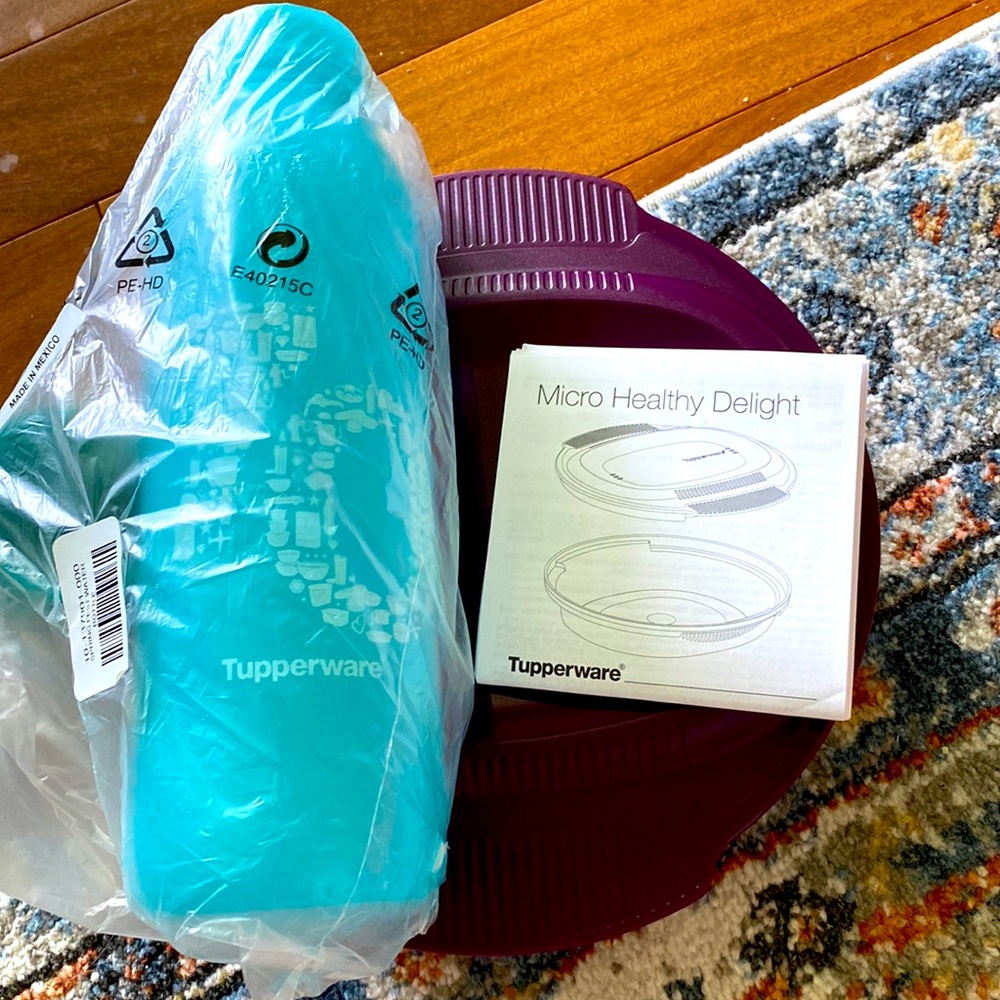 Tupperware Micro Healthy Delight & 70th anniversary Springfest water bottle